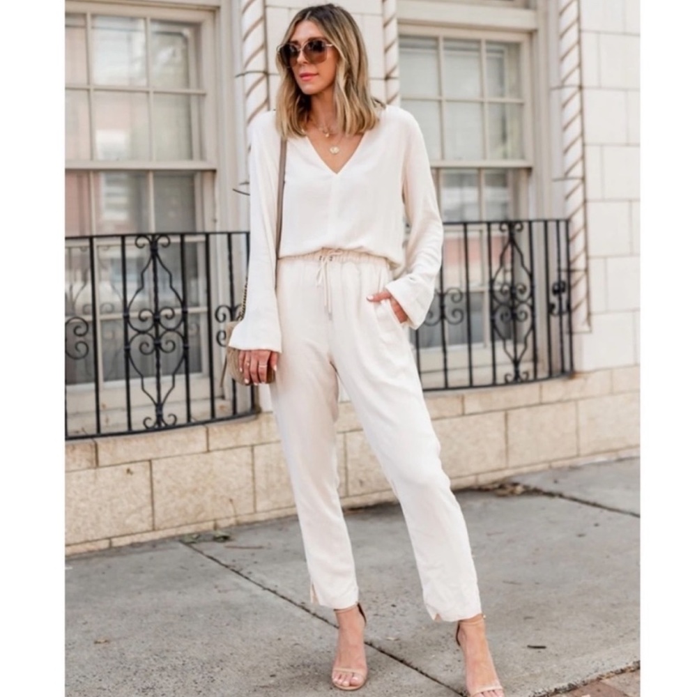 Splendid × Cella Jane Valeria Crepe Woven Jumpsuit Ivory V Neck